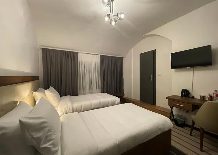 Otel Casa Andalucia Hallbergmoos